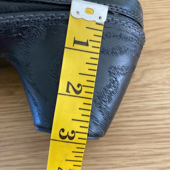 Naturalized Size 11 Black Mules - Picture 6 of 10